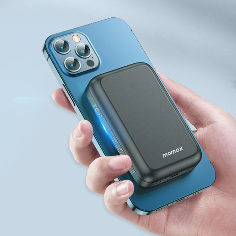 Image of Momax - (18W) 5000mAh Qi Wireless MagSafe Ladegerät PD Fast Charge USB C Power Bank mit Power Delivery - Schwarz bei Apfelkiste.ch