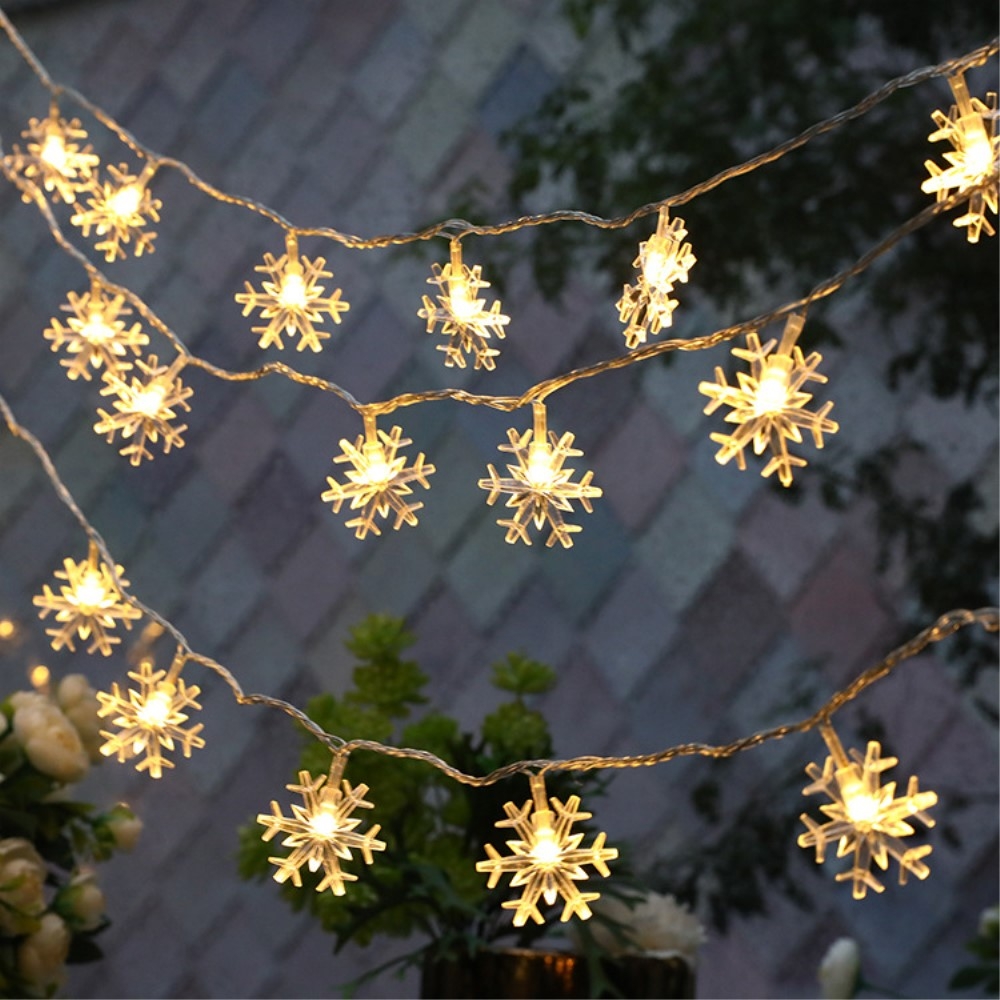 Image of (3m) 20-LED's Deko Weihnachts Lichterkette Schneeflocken Design (Batteriebetrieben) - Warmweiss bei Apfelkiste.ch
