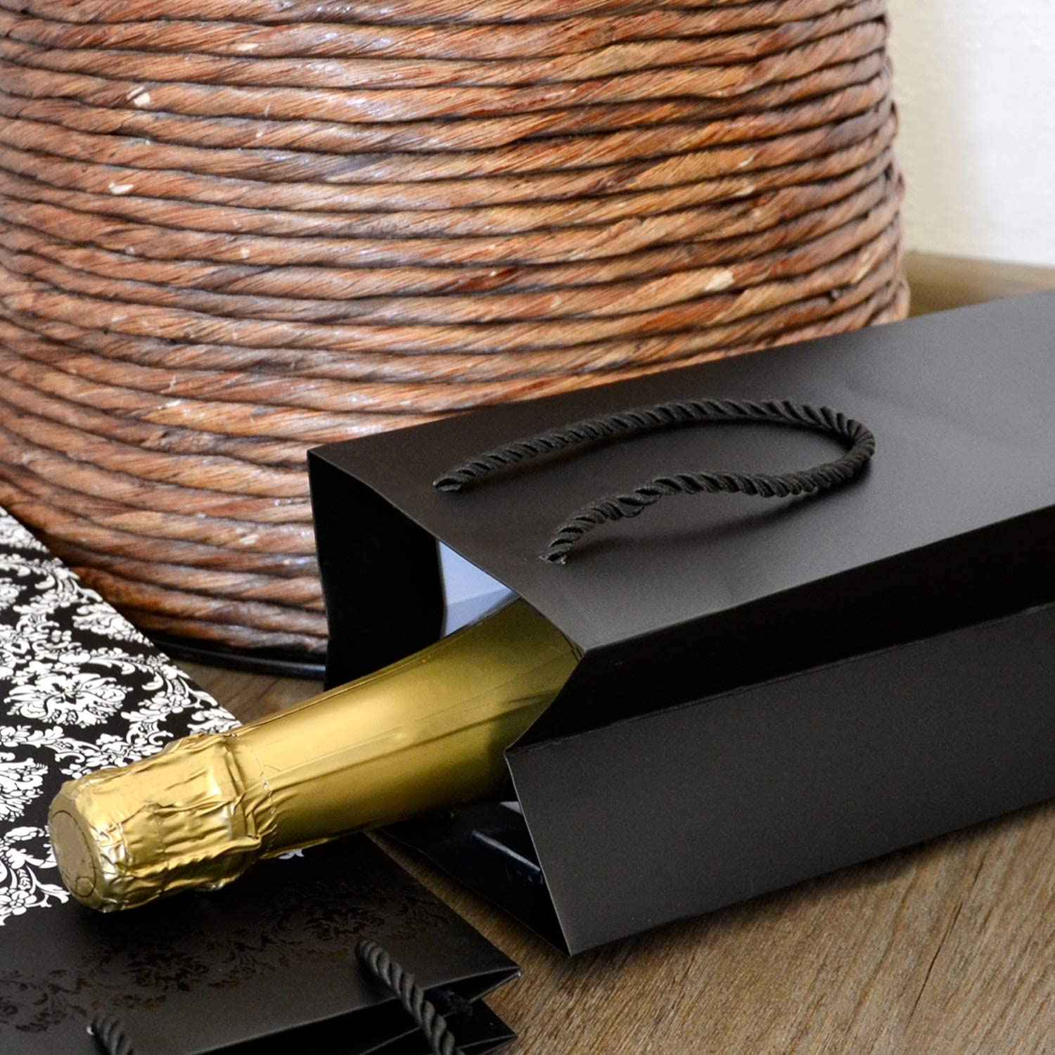 Schwarzer Wein Taschen, 50 Pack 3,7 X 3,5 X 13,8 Wein Taschen Bulk Kraftpapier Wein Geschenk Taschen Mit Griffen, Weinflasche Papier Taschen Einzelhandel Taschen Für Weihnachten Neujahr Urlaub Feiern