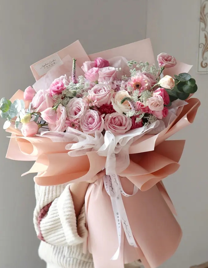 IWOLOMI Blumenbeutel Set – 150 Stück In 3 Farben Mit Bändern – Kraftpapier & Zellophan Für Blumensträuße