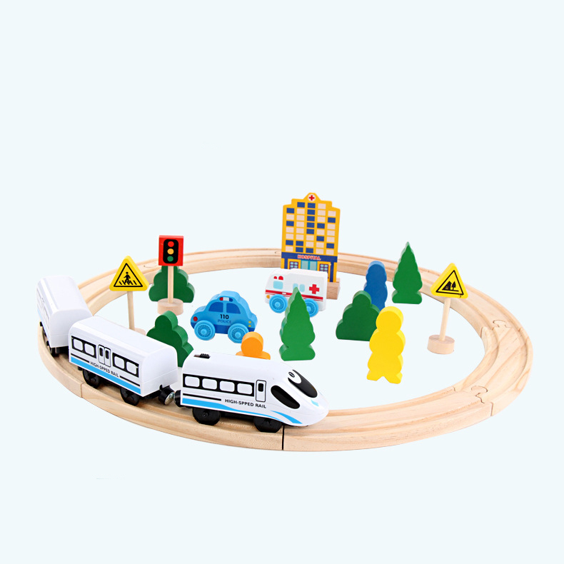Image of (26-tlg. Set) Magnetischer Kinder Holz Zug Spielzeugzug Eisenbahn (Batteriebetrieben) bei Apfelkiste.ch