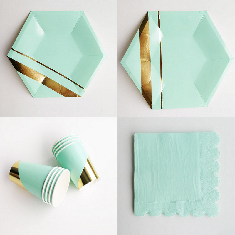 Image of (44-tlg. Set) Einweg Geschirr Party Tisch Dekoration - Mint / Gold bei Apfelkiste.ch