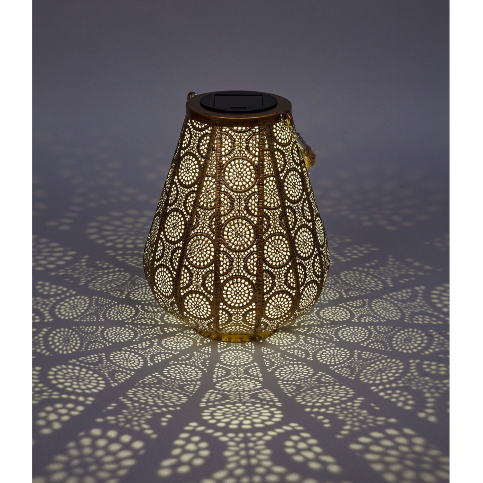 Image of Schönenberger Elektro - Sabik LED Solar Lampe Outdoor Messing Laterne Spritzwassergeschützt IP44 (20x25cm) - Kaltweiss bei Apfelkiste.ch