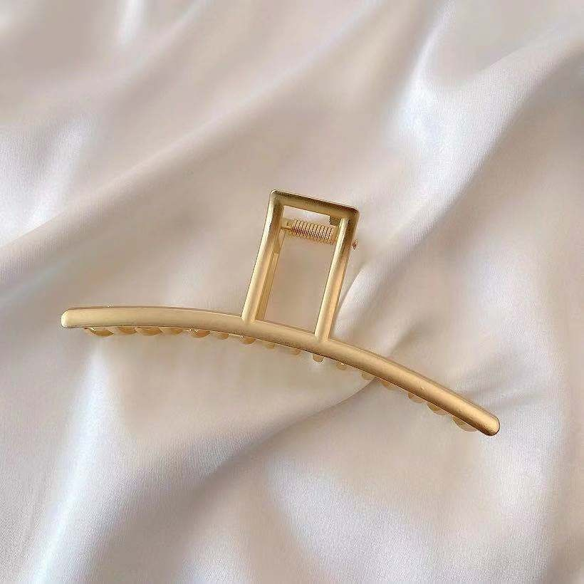 Kitsch Haarspangen Aus Metall – 4er Set Gold & Hämatit, Langlebige Krallenclips Für Täglichen Gebrauch & Besondere Anlässe | Elegantes Geschenk Für Frauen
