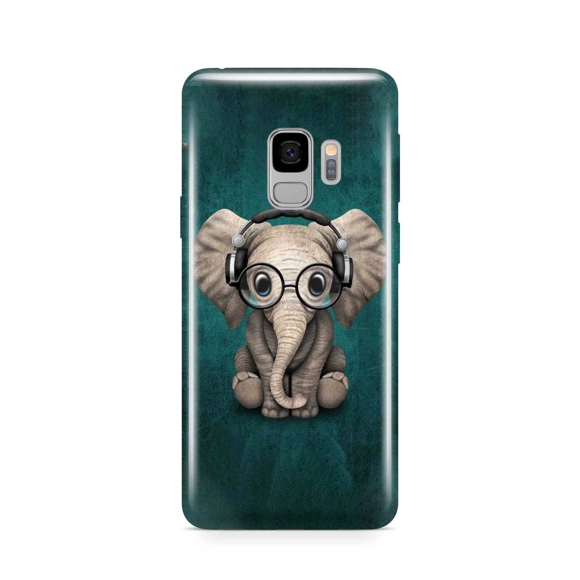 Image of Apfelkiste - Samsung Galaxy S9 Gummi Schutzhülle Cooler Elefant - Grün / Grau bei Apfelkiste.ch