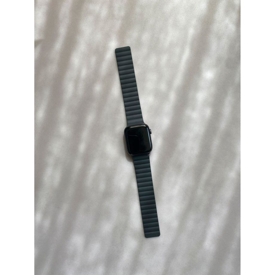 Decoded Silicone Strap Apple Watch (41/40/38) Armband