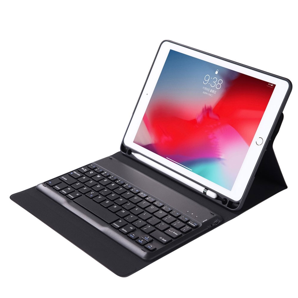 Image of iPad 10.2" (2021/2020/2019) Leder Tasche mit Bluetooth Tastatur + Apple Pencil Halterung (QWERTY) - Schwarz bei Apfelkiste.ch