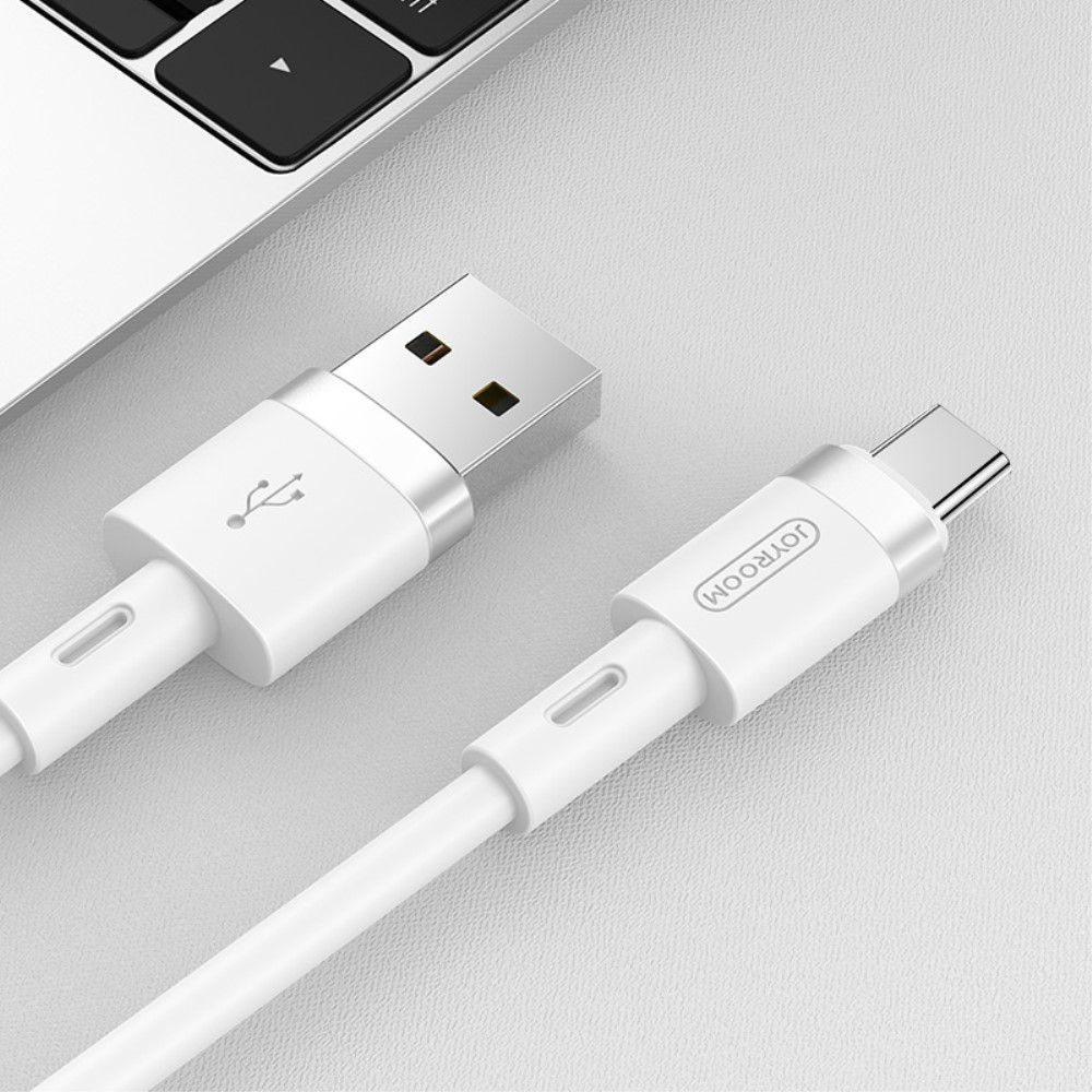 Image of Joyroom - (1.2m) 2.4A USB A auf USB C Kevlar® Schnellladekabel Silikon Datenkabel - Weiss bei Apfelkiste.ch