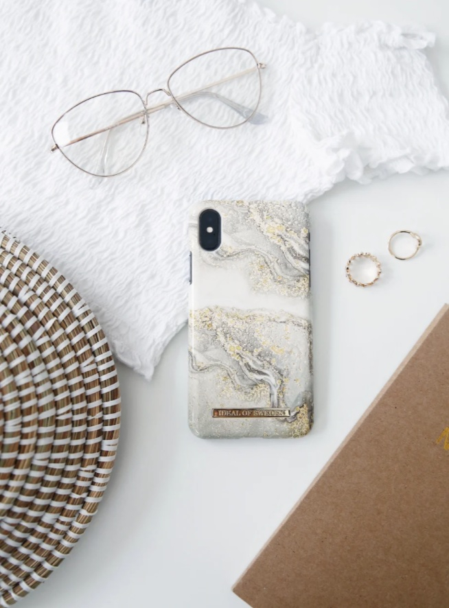 iDeal of Sweden iPhone 13 Mini Hülle Sparkle Greige