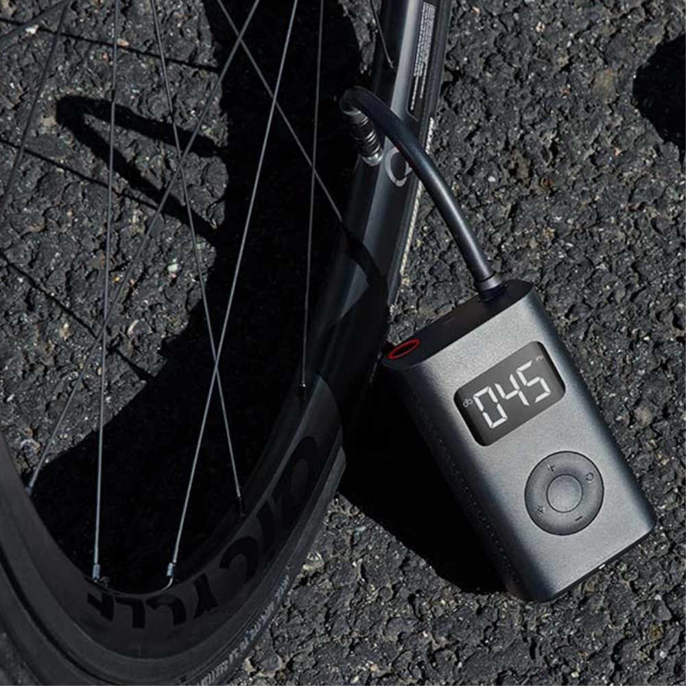 Image of Xiaomi - 2000mAh (150 PSI) Digitale Elektro Reifenpumpe Auto Motorrad Velo Fahrrad Luftpumpe 14 Bar Reifendruck-Erkennung bei Apfelkiste.ch