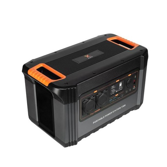 Image of Xtorm - PWB 392000 Power Station (1300W) Power Bank 1254Wh Steckdose - Schwarz / Orange bei Apfelkiste.ch