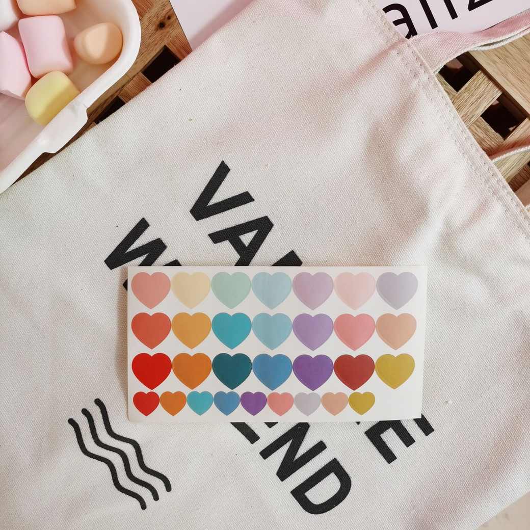 90 Etiketten, 22 X 20 Mm Herzen, Rot, Aufkleber, Selbstklebend-Kleber