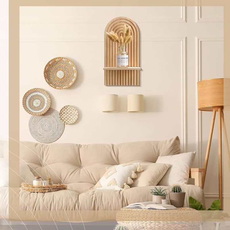 plastik kleiderschrank Offener Kunststoff-Kleiderschrank mit Kleidung im Schlafzimmer Hintergrund Stockfotografie Format:Sur mesure jusqu'à 4,5 m²